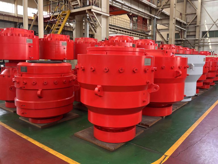 Annular BOP Blowout Preventers in an API 16A BOP stack for land drilling, offshore well control, workover and well testing.